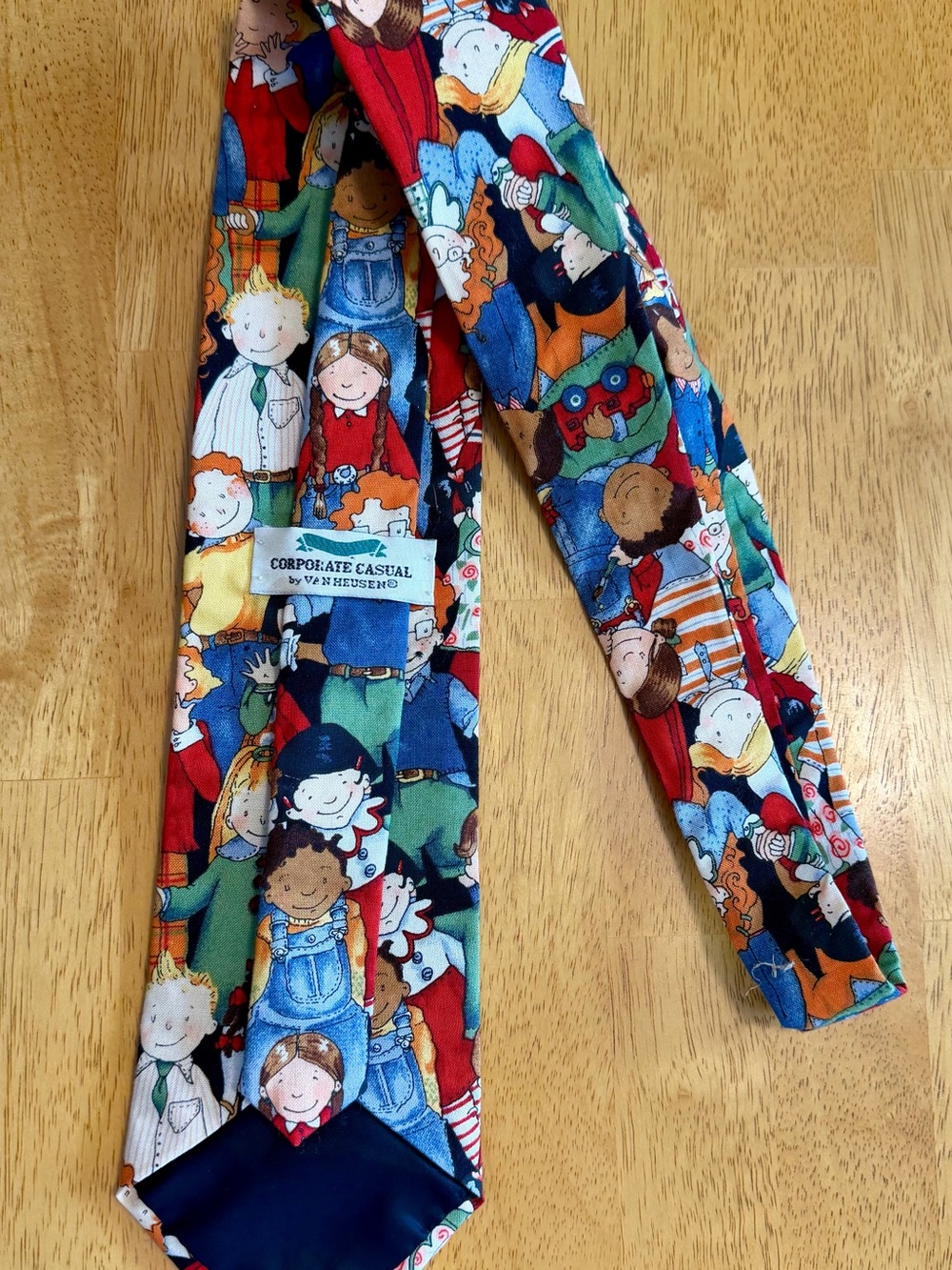 Vintage Van Heusen Corporate Casual Children of the World Novelty Tie Teacher